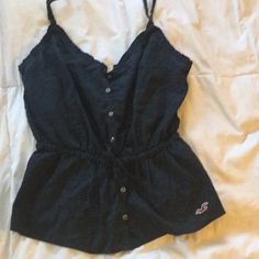 Button Up Hollister Babydoll Tank W/ Tie Never Worn But Great For The Summer! Navy Blue But I Also Have It In White! Hollister Clothes, Calm Fits, Babydoll Tops, Babydoll Tank, Hollister Tops, Hollister, Baby Dolls, Button Up, Color Blue