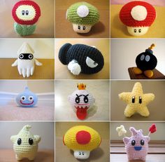 there are many different crocheted items on this page