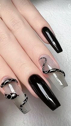 Nails 2024 Black, 3d Gel Nail Art Design, Black 3d Nails, Nail Art Design Black, Nails Black Design, Hot Nails Trends, Creative Nails Designs, Black Nail Art Ideas, Nail Hot