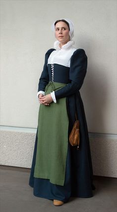 Black Fitted Gown, Kirtle Dress, Loose Gown, Coloured Drawings, Tudor Tailor, Blue Waistcoat, Tudor Dress, Sca Garb