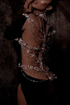 Fantasy Dress, Feminine Aesthetic, Glam Dresses, Fantasy Clothing, Fantasy Fashion, Mode Vintage, Mode Inspiration