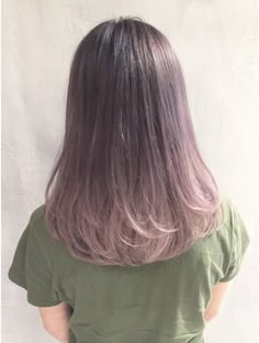 アルバム シブヤ(ALBUM SHIBUYA) ベイビーピンクグラデーションロブ_ba9612 Cut Shorts, Korean Hair Color, Girl Hair Colors, Hair Color Streaks, Ombre Hair Color, Dye My Hair, Hair Inspiration Color, Hair Inspo Color