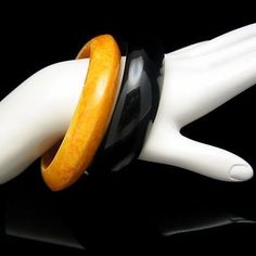 2-Vintage-Bangle-Bracelets-Mid-Century-Lucite-Acrylic-Black-Orange-Mod-Style Bracelets Black, Bakelite Bracelets, Vintage Bangle Bracelets, Bakelite Jewelry, Bakelite Bangles, Mod Style, Vintage Bangles, Retro Costume, Mid Century Jewelry