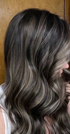 Brunette With Blonde Highlights Balayage, Ashy Brunette, Blonde Highlights Balayage, Teasy Lights, Brunette With Blonde, Brunette With Blonde Highlights, Hairstyle 2023, Highlights Balayage