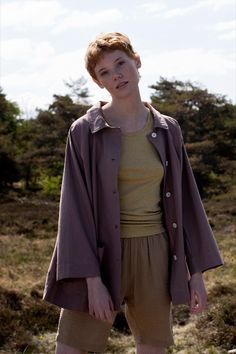 Loose summer jacket with raglan sleeves and a classic collar. The jacket is lightly a-shaped with low placed patch pockets. The textile is our new blend of organic cotton and nettle fibres. Lovely colour Redwood is a versatile pale brown shade. Buttons are natural tagua nut. All steps of the production are GOTS certified. Brown Shade, Brown Shades, Lovely Colors, Raglan Sleeve