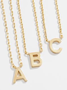 Preppy Necklaces, Preppy Accessories, Necklace Styles, Dainty Gold Chain, Initial Necklace Gold, Quick Gifts, Initial Jewelry, Custom Gifts, Letter Necklace