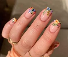 Uk Nails, Floral Nail Designs, Modern Nails, Summery Nails, Work Nails, Shellac Nails, Skin Hair, Wedding 2024, Short Nail Designs