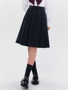 The price is for a skirt only, others are not included. Garment Size SizeSMLXLFull Length55555555Waist62667074 Fall School Uniform Style Pleated Skirt, School Uniform Style Pleated Skirt For Fall, Classic High Waist Skirt For Fall, Classic High-waist Skirt For Fall, School Uniform Style Lined Skirt For Fall, Winter School Uniform Style Pleated Skirt, Fall Office Skirted Bottoms, Fall School Uniform Lined Skirt, Knee-length Fall Skirt For Office