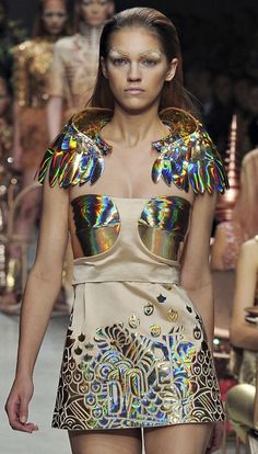 ~She Has Wings~ Manish Arora Spring Summer Fashion 2014 Fashion Trends, Cyberpunk Fashion, Fresh Outfits, Stage Costume, Avant Garde Fashion