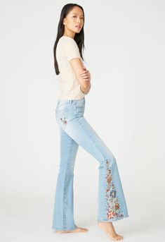 Introducing the Farrah Flare Zen Garden Jeans by Driftwood - a stunning light wash flare jean with an intricately embroidered floral design. These jeans are the perfect blend of style and comfort, making them a must-have addition to your wardrobe. Elevate your denim game with these unique and fashion-forward jeans today! Embroidered Flare Jeans, Zen Garden, Online Retail, Flare Jeans, Zen, Must Haves, Fashion Forward, Floral Design, Tower