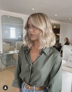 Shoulder Length Haircuts Wavy, Platinový Blond, Haircuts Wavy, Shoulder Length Haircuts, Medium Length Blonde Hair, Fine Thick Hair, Blonde Lob