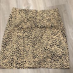 Never Worn. Brand New Chic Leopard Print Skirt For Fall, Casual Leopard Print Pencil Skirt, Chic Leopard Print Lined Skirt, Chic Lined Leopard Print Skirt, Spring Leopard Print Fitted Skirt, Spring Fitted Leopard Print Skirt, Fitted Leopard Print Skirt For Spring, Chic Leopard Print Stretch Skirt, Leopard Print Mini Skirt For Fall