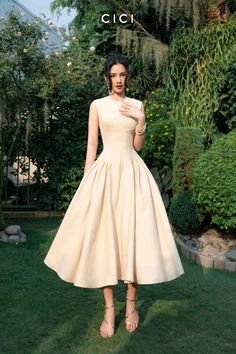 Formal Gown Wedding Guest, Modest Corset Dress, Elegant A-line Midi Dress For Vintage Fashion, Luxury Chic Tea-length Maxi Dress, Chic Midi-length Dress With Bow, Elegant A-line Midi Dress With Bow, Elegant Square-neck Midi Dress In Elastane, Midi Prom Dress, Corset Midi Dress