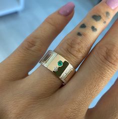 Natural Emerald and diamond sterling Silver and 14k rose Gold Ring, Wide Band Sterling Silver ring with 14k gold, Stylish ring Textured Ring band Wide : 10mm Thickness: 1,4.mm Natural Emerald ~3mm Natural diamond 2mm (0.03 carats) This natural Emerald & diamond Ring in Solid 925 Sterling Silver and 14k Gold is absolutely beautiful. Handcrafted Ring. Ring will be packed in a beautiful gift box and bag- ready for giving! PLEASE NOTE- shipping time does not include making time. It generally tak Textured Ring Band, Natural Opal Ring, Emerald Diamond Ring, Stylish Rings, Diamond Gift, 14k Rose Gold Ring, Textured Ring, Handcrafted Rings, Blue Sapphire Rings