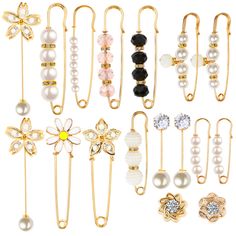 a bunch of different types of hair pins