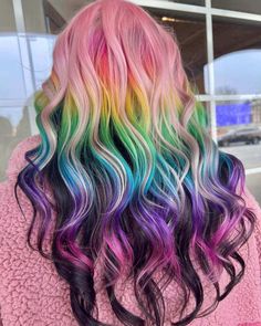 Unique Summer Hair Color, Blonde With Pink Highlights, Rainbow Hair Colors, Pink Roots, Summer Hair Color Ideas, Rainbow Hair Color, Subtle Ombre, Find Hairstyles, Blonde With Pink