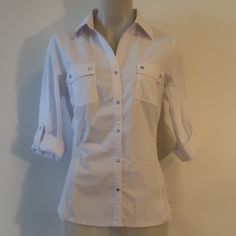 Nwt Womens Zac & Rachel White Button Down Blouse S* Chest Pockets Rolled Cuff Snap Sleeve Material: 68% Cotton 27% Polyester 5% Spandex Measurements (Flat): Length: 26" Sleeve: 14" Armpit: 19" Shoulder: 16" New With Tags....Ran_kat_uncle-1** Fitted Summer Tops With Roll-up Sleeves, Fitted Tops With Roll-up Sleeves For Summer, Fitted Button-up Blouse With Roll-up Sleeves, Fitted Office Blouse With Snap Buttons, Fitted Tops With Roll-up Sleeves For Spring, Fitted Top With Roll-up Sleeves For Spring, Fitted Blouse With Snap Buttons For Office, Summer Office Tops With Button Cuffs, Summer Office Wear Tops With Button Cuffs