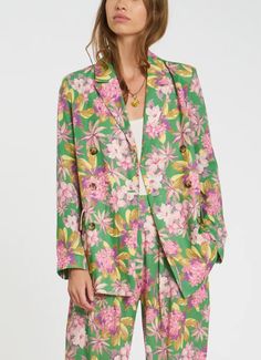 Crafted from lightweight cotton blend, the Anthony Blazer stands out from the crowd with a bold, tropical floral print in an eye-catching combination of green, yellow and pink. This menswear-inspired blazer is double breasted for maximum style points and is sure to turn heads. Make a statement in the Anthony Blazer! Unique Blazer, Tropical Floral Print, Yellow And Pink, Wedding Mood Board, Wedding Mood, Beach Inspired, Menswear Inspired, Tropical Floral, Small Tops