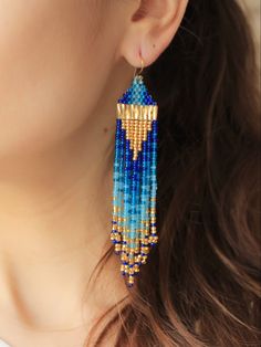 Native Earrings Beaded, Native Earrings, Handmade Beaded Earrings, Gold Bead Earrings, Wire Wrapped Jewelry Tutorials, Native American Earrings, Native American Beaded Earrings