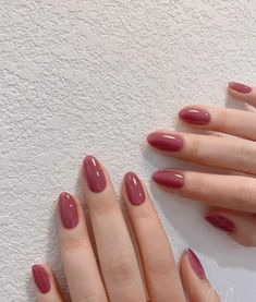 Elegant Nails Classy Simple, Nail Art Simple Elegant Natural, Short Red Nails, Subtle Nails, Easy Nails, Blush Nails