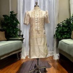 Filipiniana Dress Embroidered Ethnic Lined Beige Mestiza XL Butterfly Sleeves  | eBay Filipiniana Dress, Butterfly Sleeves, Traditional Outfits, Pullover Styling, Silk, Clothes