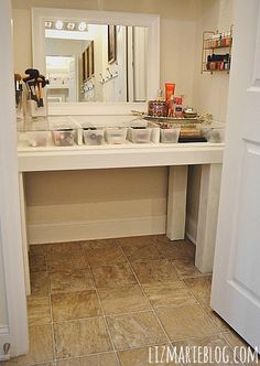 DIY Glass Top Makeup Vanity - Liz Marie Blog Glass Top Vanity, Closet Vanity, Makeup Area, Top Makeup, Decorative Mirrors, Vanity Organization