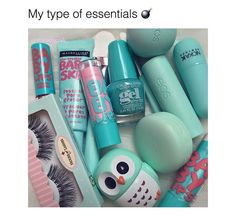 Lip Balm Collection, Lipgloss Lips, Baby Lips, Pretty Skin Care, Cute Makeup, Lip Care, Makeup Collection, Smell Good