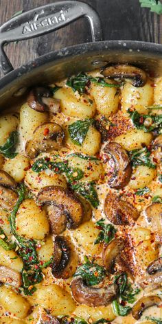 Creamy Spinach and Mushroom Gnocchi - in a stainless steel pan. Mushroom Gnocchi, Gnocchi Dishes, Spinach And Mushroom, Homemade Gnocchi, Creamy Garlic Sauce, Meatless Dinner, Italian Recipe, Gnocchi Recipes, Creamy Spinach