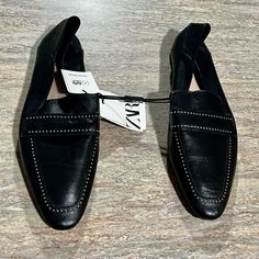 Size 38/ 7.5. No Box. Brand New With Tag Zara Black Leather Loafers, Elegant Black Zara Loafers, Zara Leather Slip-on Heels, Zara Pointed Toe Flats For Fall, Zara Shoes, Zara Black, Flat Shoes, Flat Shoes Women, Loafer Flats