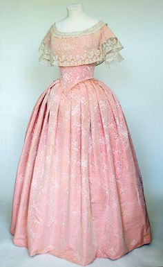 Hoop Skirt, Old Dresses, Historical Costume, Dresses, Clothes