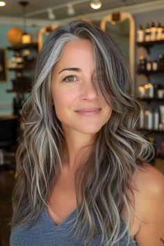 Stunning Salt and Pepper Hair Inspo for Women of All Ages - Flo's Blog Grey Hair Transformation, Grey Hair Inspiration, Salt And Pepper Hair, Natural Gray Hair, Blending Gray Hair, Gray Hair Highlights, Long Gray Hair, Grey Hair Color, Outfits Winter