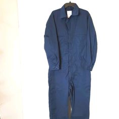 Wb Parts Navy Blue Utility Overalls Size 44l New With Tag A Multi-Purpose Coverall For Work And Casual Wear, Including Athletic Activities, Exercising, Or May Also Be Used By Submarine Personnel This Item Is In Used Condition. Previously Loved And May Show Signs Of Wear. Be Sure To See Photos Very Closely For Any Possible Flaws I May Have Missed Color(S) May Vary Due To Different Lighting And Variations On Cellphones / Monitors Also Has Been In Storage For Some Time. It May Need To Be Laundry / Blue Fitted Utility Jumpsuits And Rompers, Blue Fitted Utility Jumpsuit, Fitted Blue Jumpsuit With Side Pockets, Blue Utility Bib Front Overalls, Blue Utility Overalls With Bib Front, Blue Utility Jumpsuits And Rompers With Relaxed Fit, Blue Utility Jumpsuit With Relaxed Fit, Blue Relaxed Fit Utility Jumpsuits And Rompers, Blue Relaxed Fit Utility Jumpsuit Or Romper