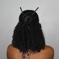 Bun Hairstyles Curly Hair, Bun Hairstyles Curly, Black Hair 4c, Curly Half Up Half Down, Hairstyle For Black Women, Journey Art, Natural Hairstyle, Curly Hair Styles Easy, Hairdos For Curly Hair