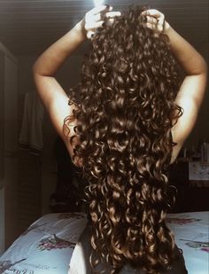 Long Natural Curly Hair, Curly Hair Care Routine, Curly Hair Photos, Curly Hair Inspiration, Curly Hair Care, Curly Hair Tips, Hair Photo