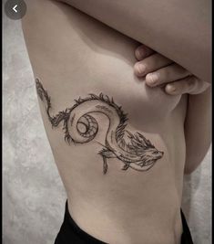 Casino Tattoo, Twin Tattoos, Minimalistic Tattoo Ideas, Magic Runes, Tattoo Dotwork, Minimalistic Tattoo, Delicate Tattoo, Cute Little Tattoos, Cute Tiny Tattoos