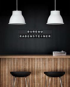 bar Wood Bar Design, Bar Front Design, Butik Design, Home Bar Counter, Decoration Evenementielle, Interior Design Minimalist, Reception Counter, 카페 인테리어 디자인, Counter Design