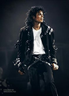 michael jackson performing on stage in concert