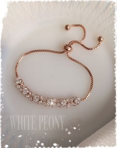 "Vintage Old Hollywood - The Great Gatsby - Downton Abbey inspired crystal rose gold adjustable tennis bracelet : \"SHALON\" by ©White Peony by KC. This vintage style beautiful bracelet is made with sparkling AAA-quality Cubic Zirconia / rose gold plated components and easy adjustable slide clasp, so you can adjust it easily for your wrist (see \"Measures\"). Please note that product colors in photos may appear slightly different on various computer monitors/smart phones/tablets. Contact my shop Luxury Delicate Rose Gold Chain Bracelet, Vintage Style Art, Style Art Deco, Bangles Jewelry Designs, Jewelry Design Earrings, Fancy Jewellery, Jewelry Design Necklace, Classic Jewelry, Hand Jewelry