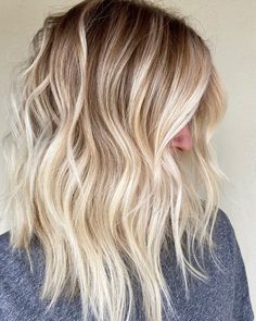 Pale Blonde Hair, Copper Blonde Hair Color, Blonde Dye, Going Blonde, Copper Blonde, White Blonde Hair, Dimensional Blonde