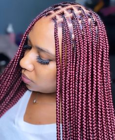 Hairstyles For December Braids, Wine Red Braids For Black Women, Wine Red Box Braids, Wine Braids For Black Women, Wine Knotless Braids, Wine Braids Hairstyles, Maroon Braids, Red Braids For Black Women, Burgundy Braids