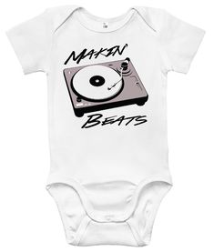 The DJ Baby Onesie That Wins The Hearts of All. Out with the boring bodysuit! Rapunzie body suits feature witty and charming sayings and illustrations to bring out the fun in your baby's wardrobe. Only The Best For Your Baby. Rapunzie bodysuits are pre-shrunk and made with only the finest materials. "Makin' Beats" bodysuit features: - Super high-quality cotton (won't fade) - Ultra soft to the touch - Perfect thickness for optimal comfort The perfect gift for: - Baby showers - Birthdays/holidays Musician Gender Reveal Ideas, Rock N Roll Baby, Music Onesie Ideas, Motorcycle Onesie, Punk Rock Baby Clothes, Baby Bodysuit, Onesies, Baby Onesies, Dj