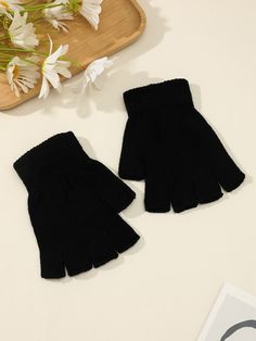 Emo Fits, Black Knitwear, Warmest Winter Gloves, Black Gloves, Knitted Gloves, Womens Gloves, Kids Sleepwear, Socks Women, Fingerless Gloves