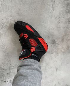 Cool Nike Shoes, Air Jordan Iv, Black Nike Shoes, Preppy Shoes, Jordan Shoes Retro