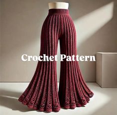 a mannequin is shown with the words crochet pattern in front of it