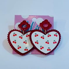 Scalloped Cherry Heart Acrylic Statement Earrings Listing for 1 pair of earrings Beetlejuice Sandworm, Bat Jewelry, Pride Shoes, Vintage Ootd, Spider Jewelry, Dots Candy, Flora Dress, Retro Purse, Retro Skirt