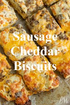 sausage cheese biscuits Sausage Cheddar Biscuits, Portable Breakfast, Low Calorie Breakfast, Flaky Biscuits, Cheese Baked, Cheddar Biscuits, Family Breakfast, Homemade Sausage, Mood Food