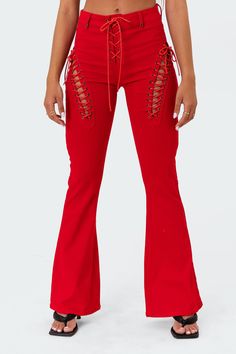 Engine Red Flared Jeans – edikted Diy Flare Jeans, High Waist Flare Jeans, Red Flare, Flair Jeans, Western Jeans, Seductive Clothes, Red Jeans, Flared Jeans, Red Lace