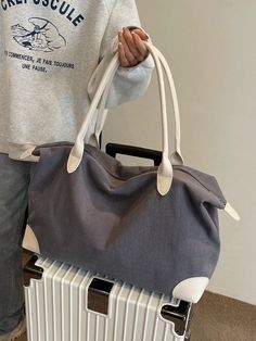 Gris Casual,Deportivo Collar  Poliéster Liso Bolsa tote bandolera Embellished Casual Minimalist Style, Corduroy Tote Bag, Practical Fashion, Beg Tangan, Trendy Handbags, Casual Sporty, Mua Sắm, Shoulder Tote Bag, Kids Beachwear