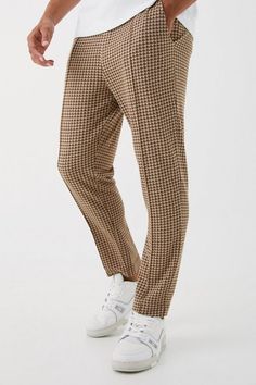 Casual Houndstooth Workwear Bottoms, Casual Houndstooth Bottoms For Work, Business Casual Tapered Leg Houndstooth Pants, Business Casual Houndstooth Tapered Leg Bottoms, Tapered Leg Houndstooth Bottoms For Business Casual, Tapered Leg Houndstooth Pattern Bottoms For Business Casual, Casual Houndstooth Pants For Workwear, Casual Houndstooth Bottoms For Business, Casual Houndstooth Pattern Pants For Workwear