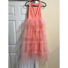 Dress Is In Great Condition. No Visible Flaws. Never Worn. Pink Spring Maxi Dress For Prom, Pink Maxi Dress For Prom In Spring, Pink Spring Prom Maxi Dress, Spring Pink Maxi Dress For Cocktail, Spring Cocktail Pink Maxi Dress, Peach V-neck Maxi Dress For Parties, Orange Pink, Pink Orange, Color Orange